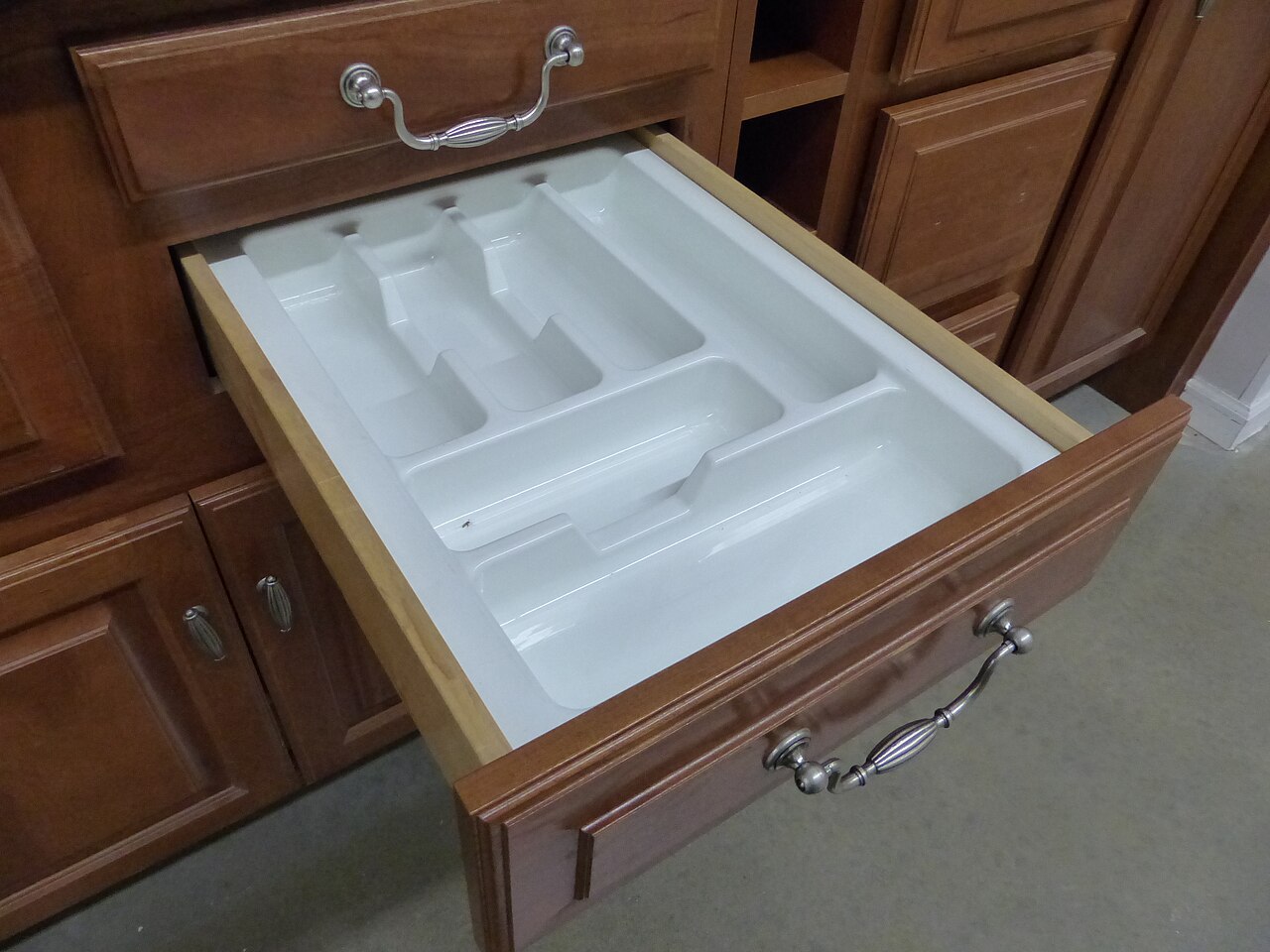 Cutlery Drawer Organiser